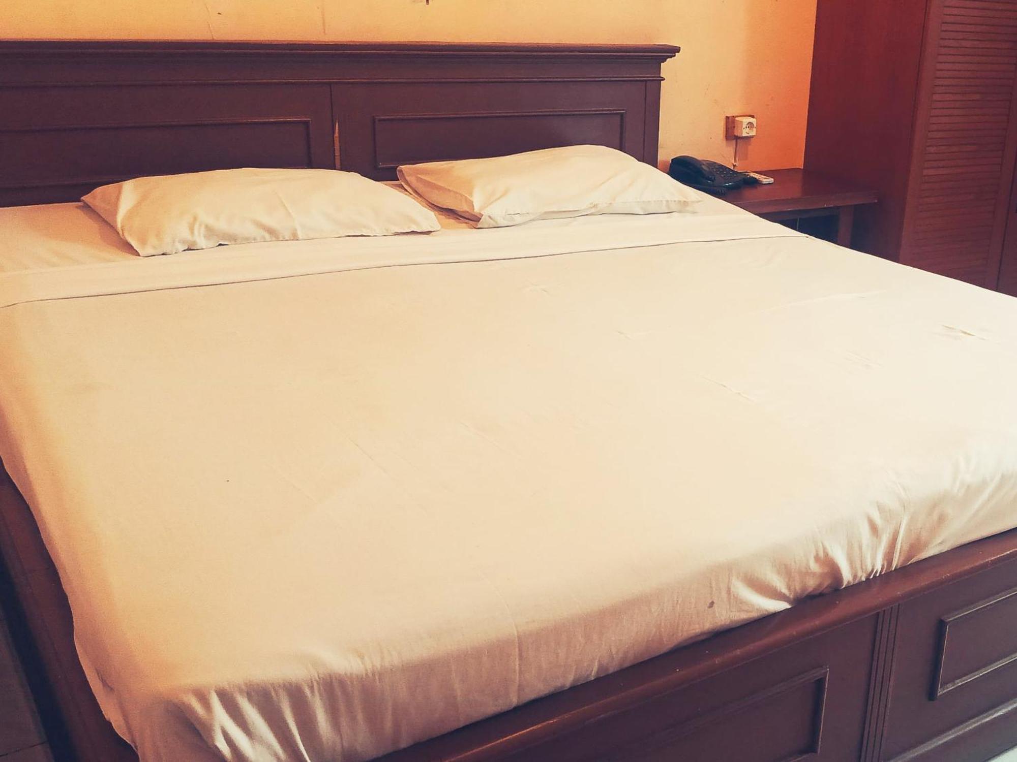 Hotel Wijaya ปูร์โวเคอร์โต ภายนอก รูปภาพ
