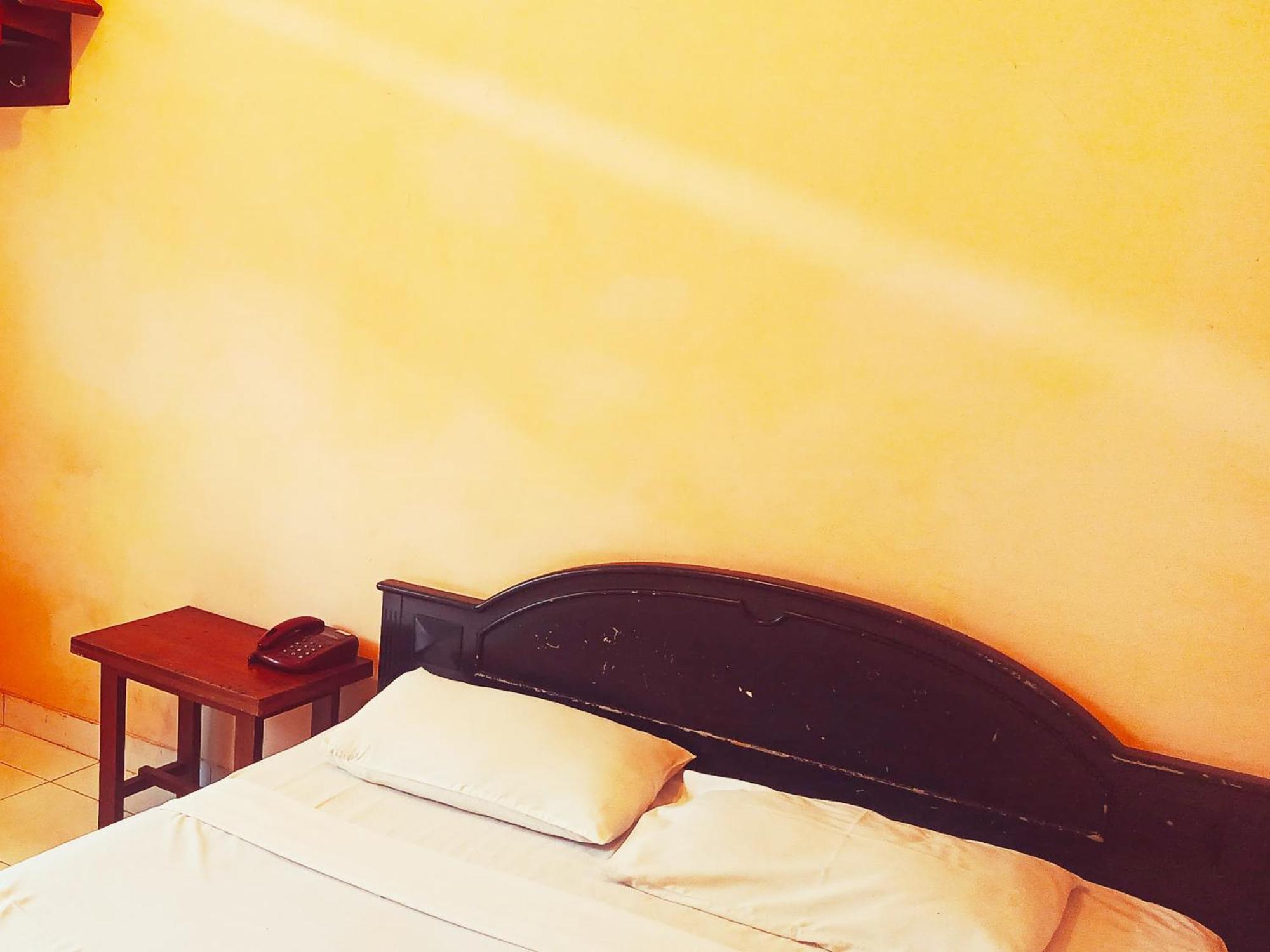 Hotel Wijaya ปูร์โวเคอร์โต ภายนอก รูปภาพ