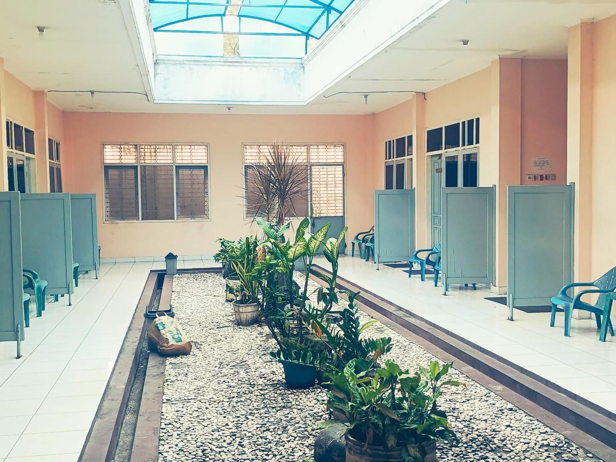 Hotel Wijaya ปูร์โวเคอร์โต ภายนอก รูปภาพ